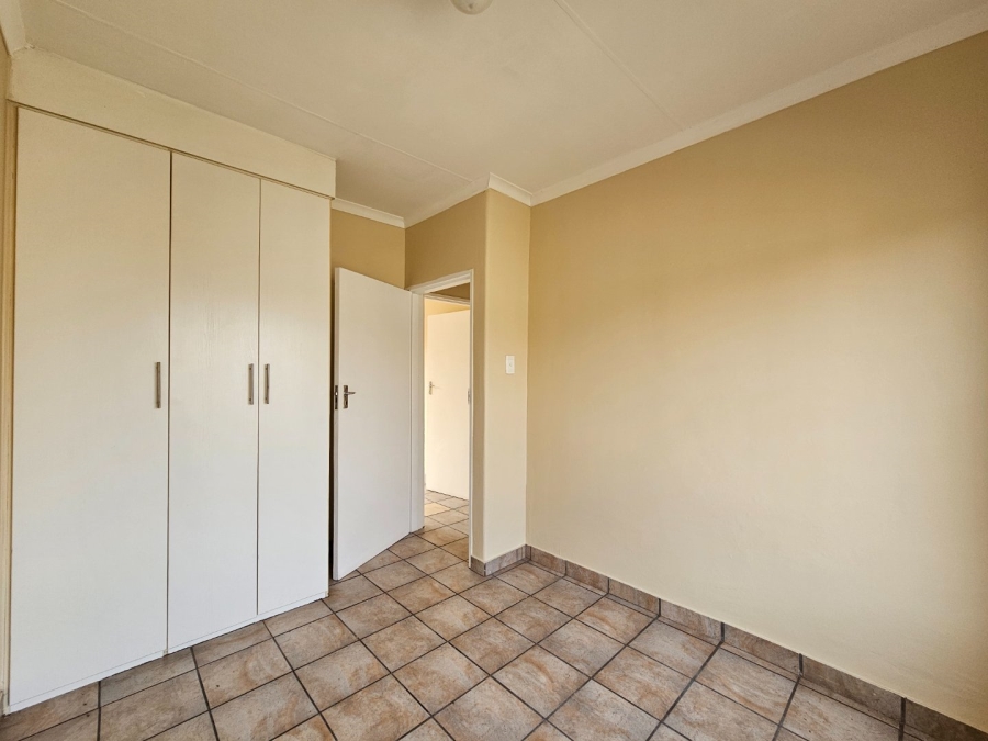 2 Bedroom Property for Sale in Vaalpark Free State